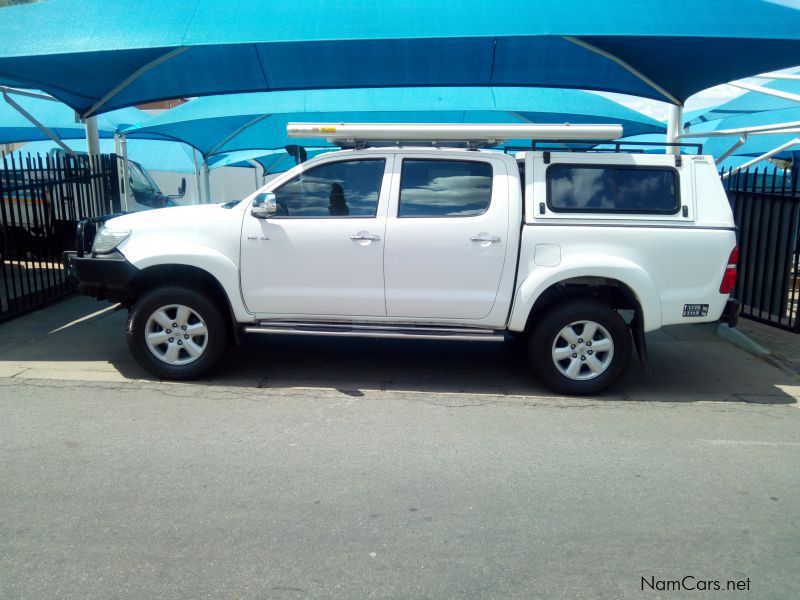 Toyota Hilux 4.0L V6 A\T D/C 4x4 in Namibia